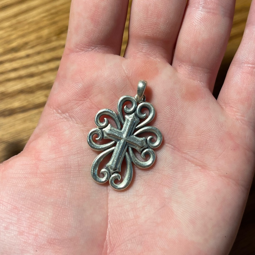 James Avery discontinued sterling silver filagree cross pendant
